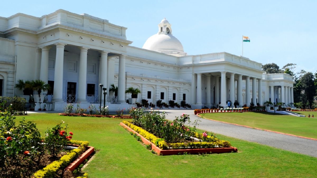 From Data to Domination: IIT Roorkee, TimesPro Launch Postgraduate Certificate in Data Science & ML